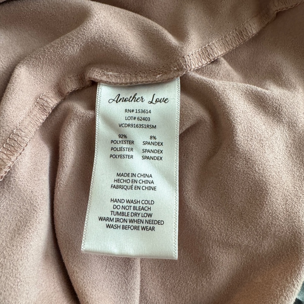 Elegant Dusty Pink Women's Soft Dress - Picture 3 of 3